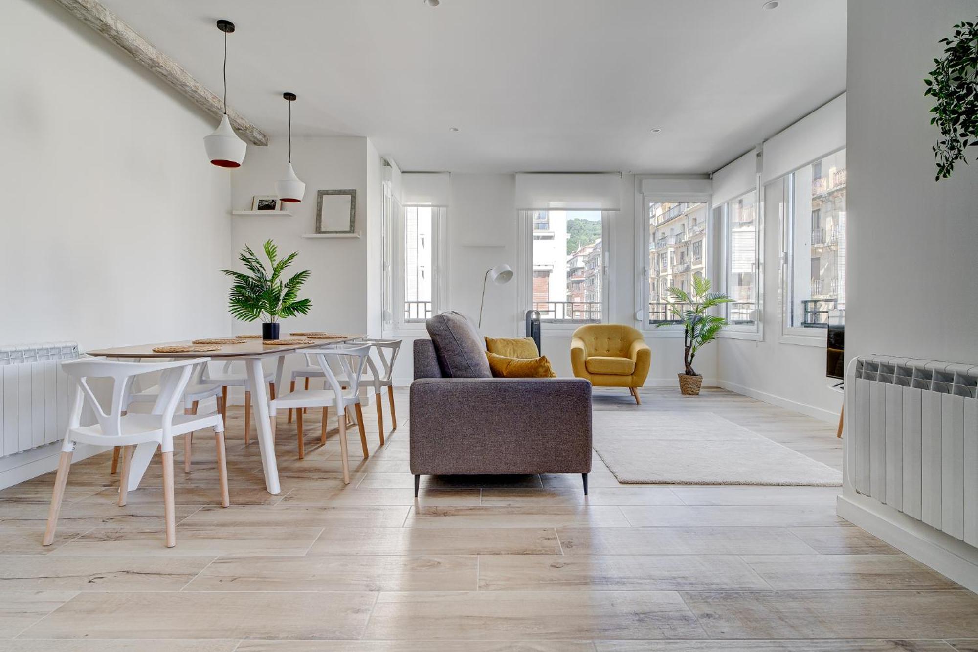 Apartamentos Gran Via By Sanse Holidays San Sebastián Dış mekan fotoğraf