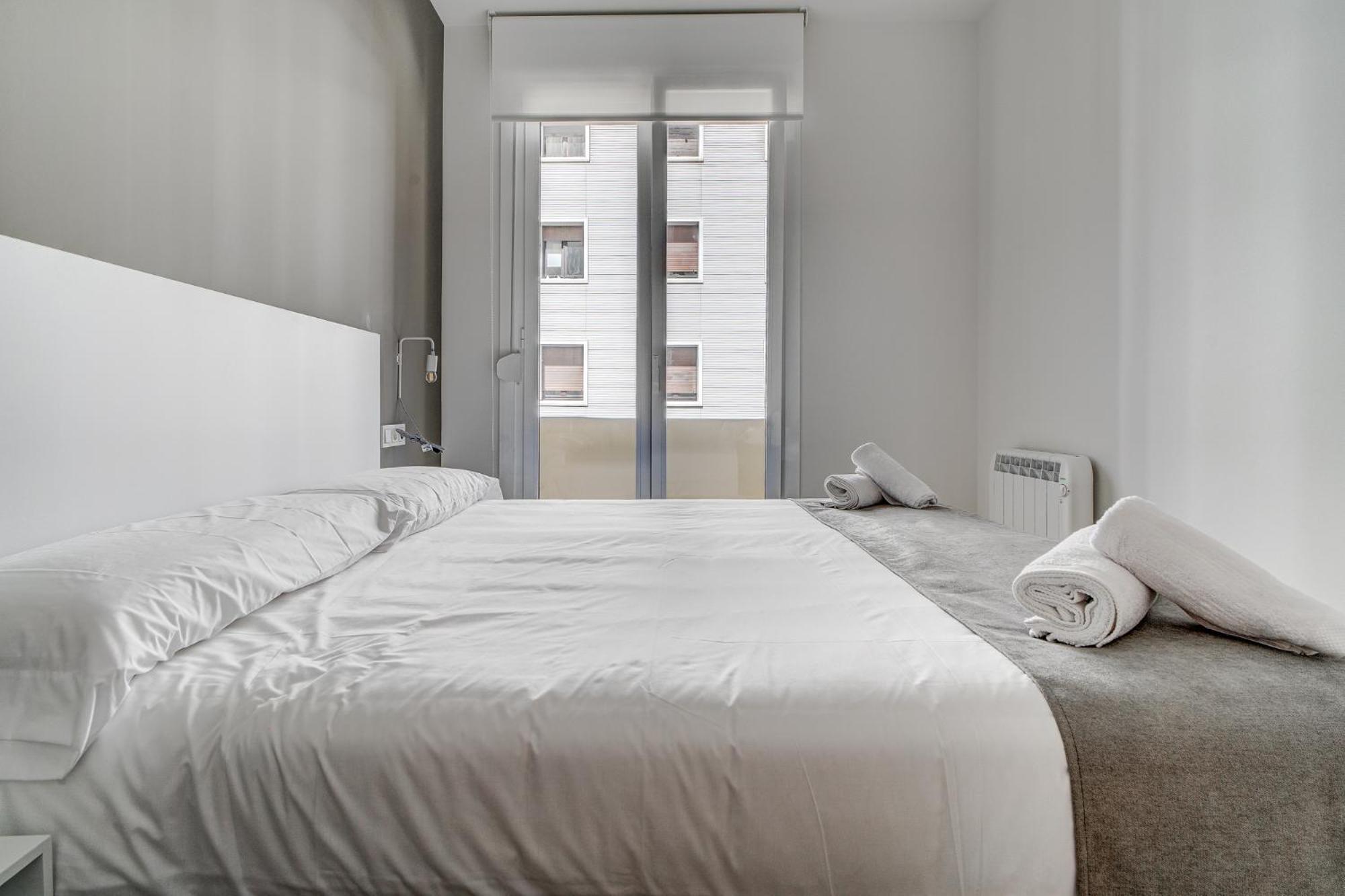 Apartamentos Gran Via By Sanse Holidays San Sebastián Dış mekan fotoğraf