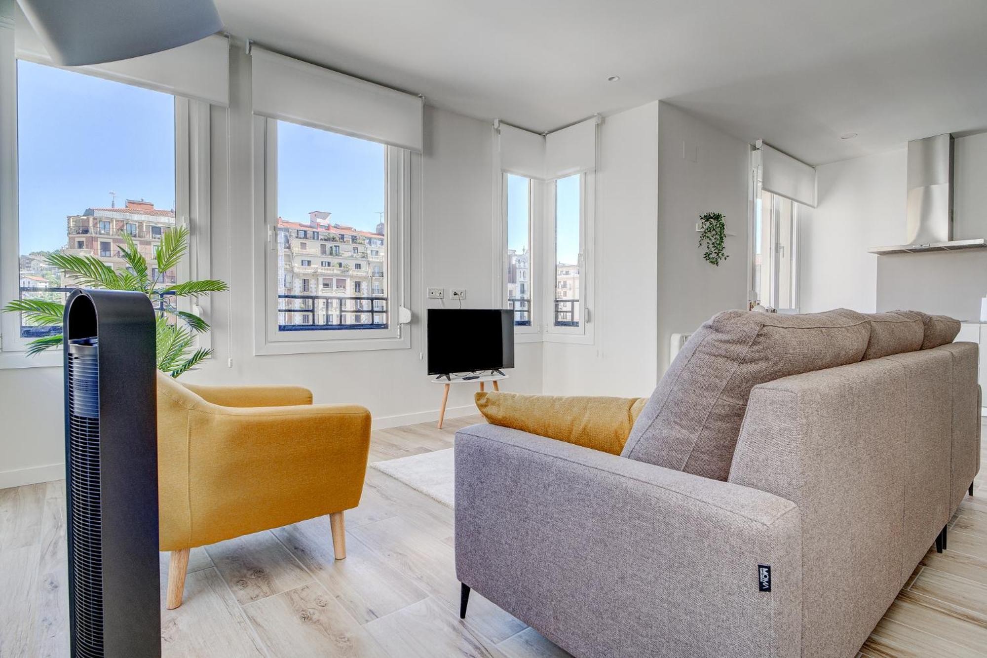 Apartamentos Gran Via By Sanse Holidays San Sebastián Dış mekan fotoğraf